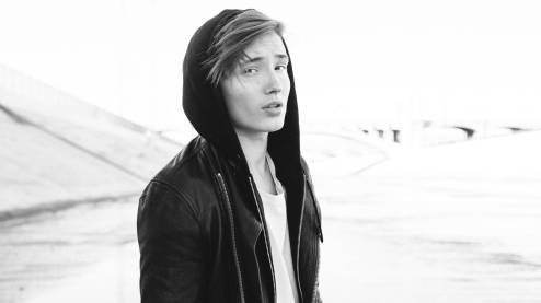 Isac Elliot