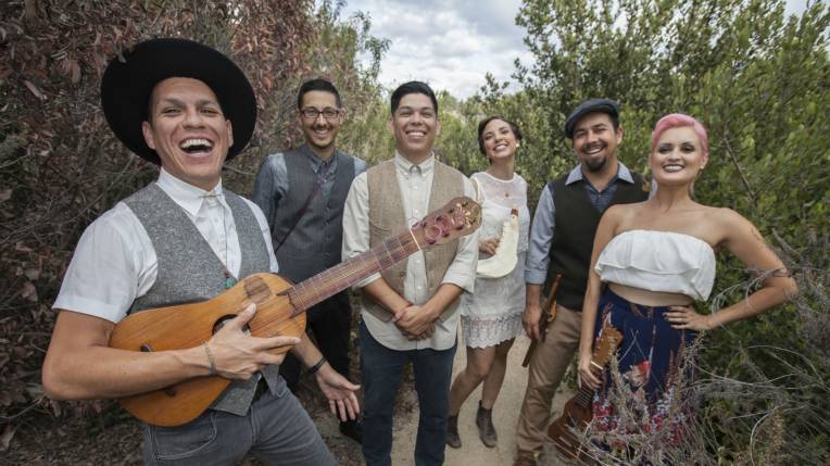 Las Cafeteras