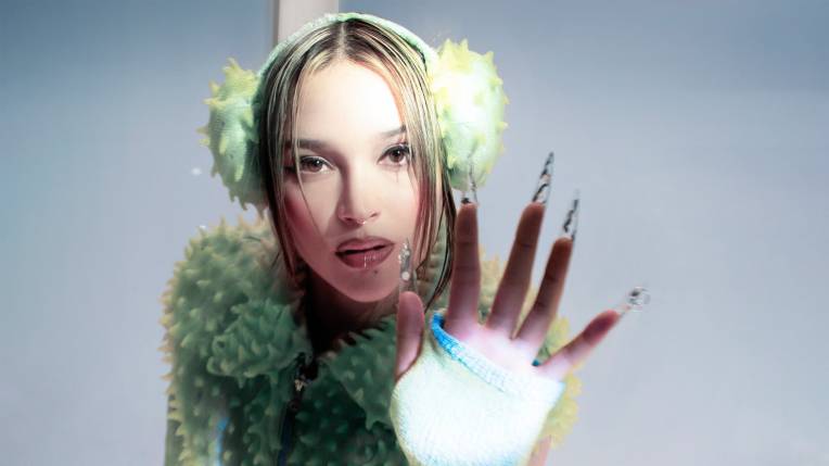 Lolo Zouaï