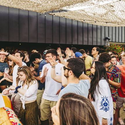 Freshy Rooftop Party House, Funky & Disco en una terraza