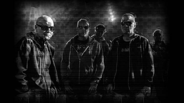 Front 242 with Kite