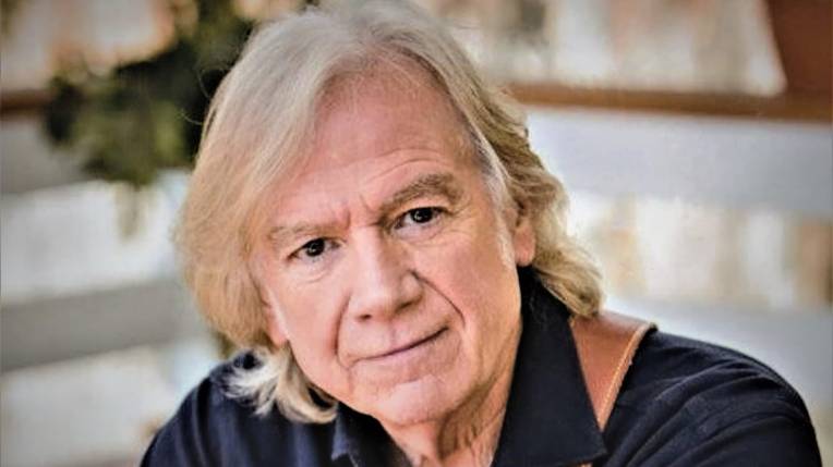 The Voice of the Moody Blues, Justin Hayward
