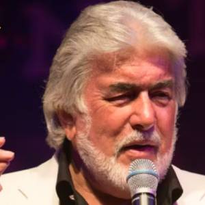 Kenny Rogers Country Legends Show by Peter White