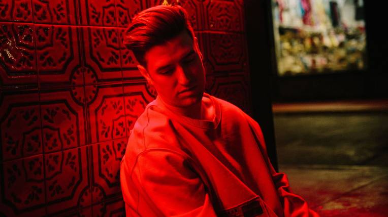 Logan Henderson