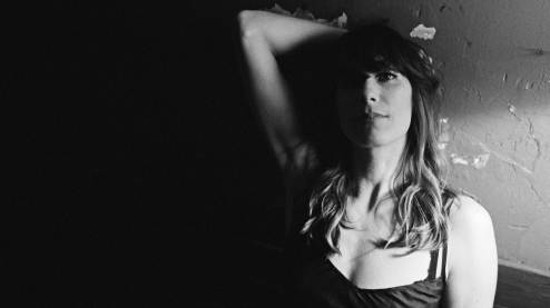 Nicki Bluhm