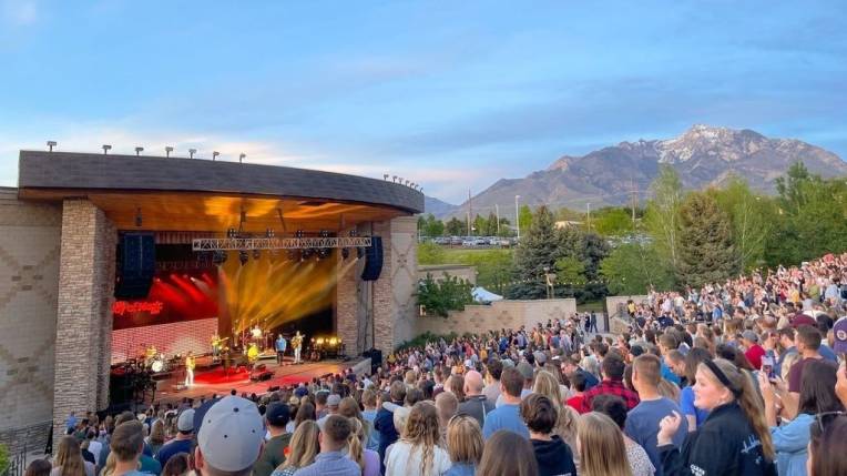 Sandy Amphitheater - Suites 2023