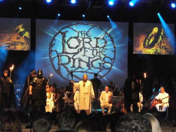 THE LORD OF THE RINGS AND THE HOBBIT -KONSERTTI