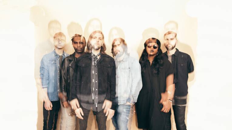 91.3 The Summit Presents Welshly Arms