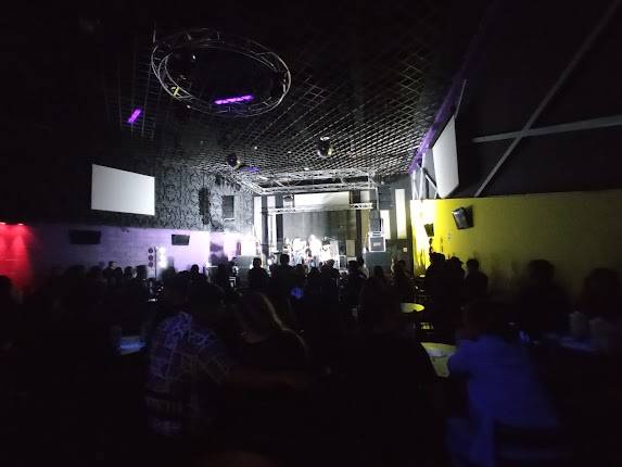 Lob Bar