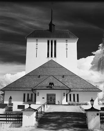 Ullensaker Kirke