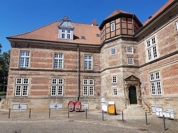 Landestrost Castle