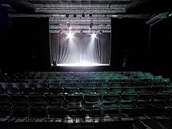Cochera Cabaret