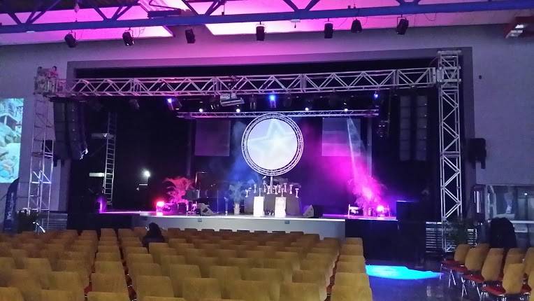 PALAIS DES CONGRES - CHARLES AZNAVOUR