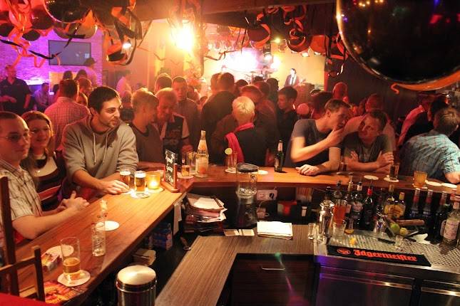 Groove Bar & Lounge