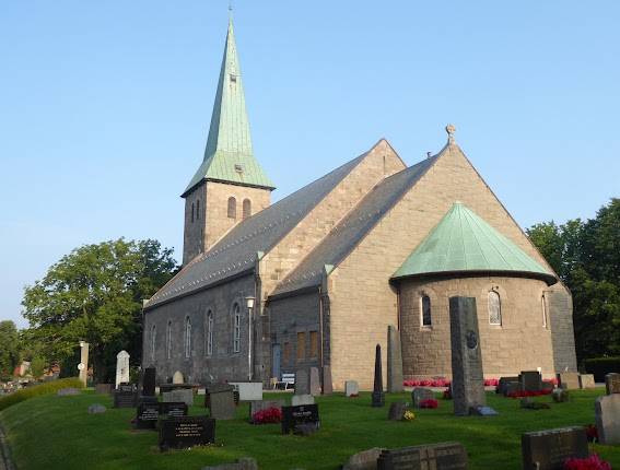 Tune Kirke
