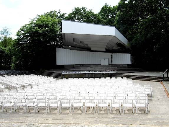 Bandstand Freilichtbuhne Planten Un Blomen