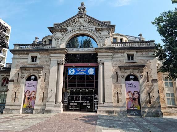 THEATRE DE CHAMPAGNE