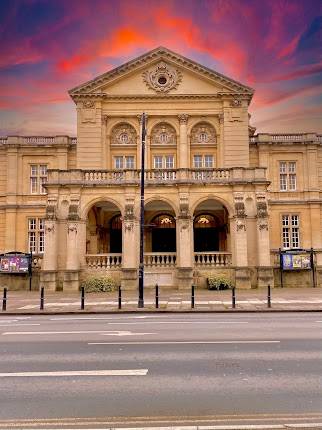 Cheltenham Town Hall