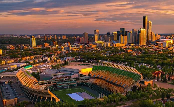 Commonwealth Stadium