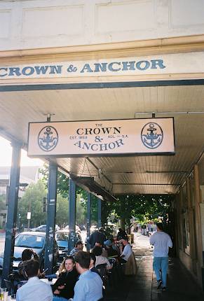 Crown & Anchor Hotel