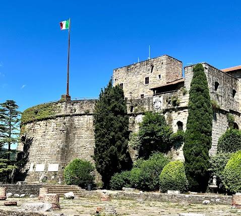Castello San Giusto