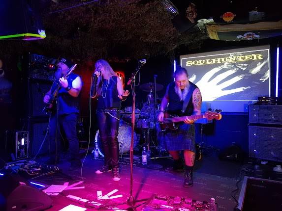Eddy's Rock Club