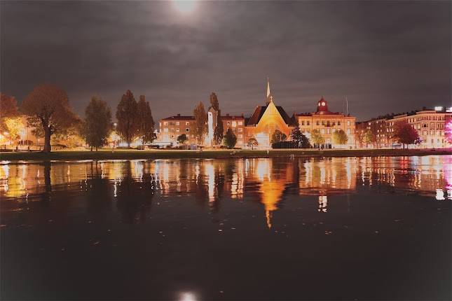 STRANDGATAN TJUGO