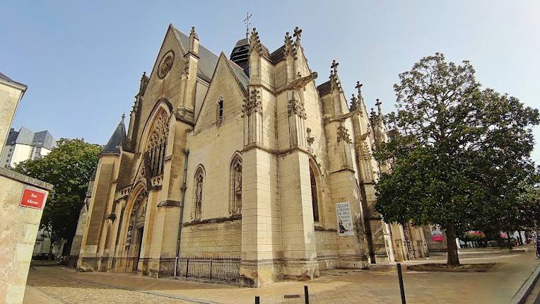 Église Notre-Dame-La-Riche à Tours