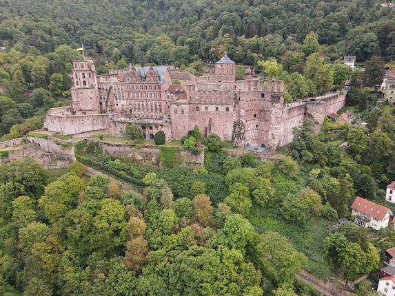 Heidelberg Castle - Schlosshof