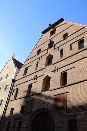 Salzstadel Landshut (Städtische Bücherei)