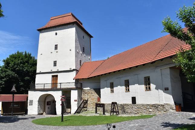 Slezskoostravský hrad, Hradní nám., Slezská Ostr.