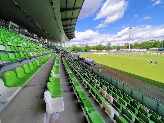 Stadion an der Kreuzeiche