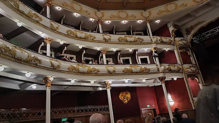 Teatro Sá da Bandeira